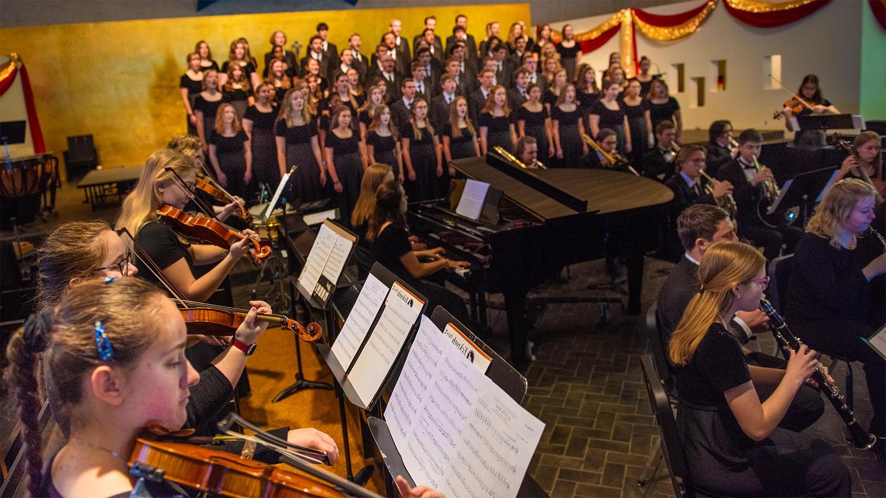 Concert Choir and band at Christmas at Mary event